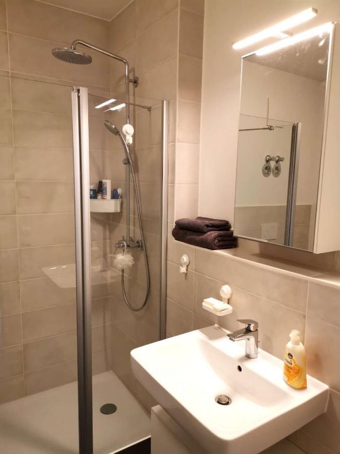 Gemuetliches Privatzimmer In Geraeumiger Gemeinschaftswohnung Δρέσδη Εξωτερικό φωτογραφία